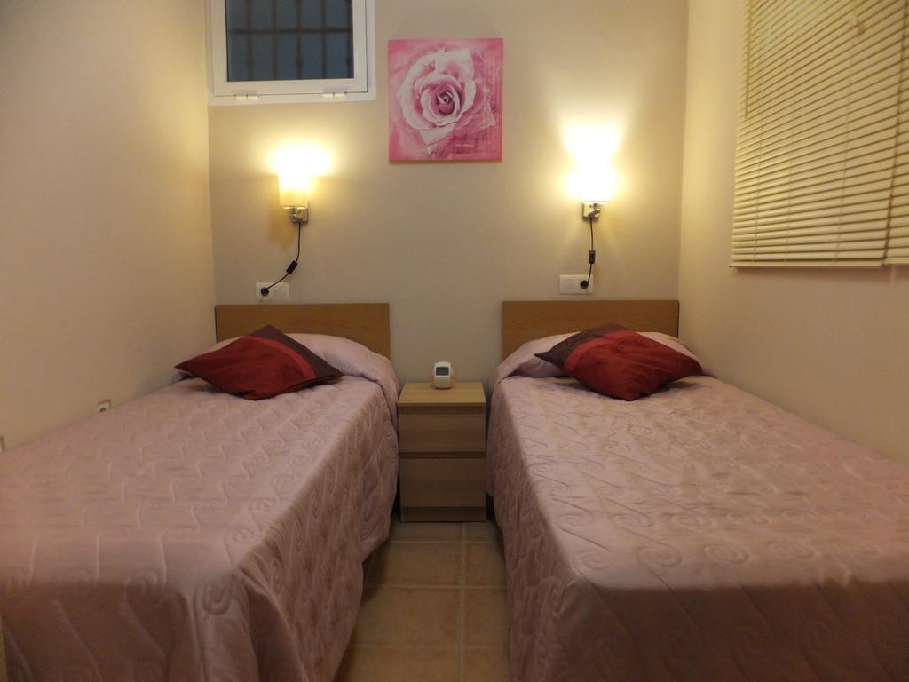 Apartamento Bahia Dorada Estepona Exterior foto